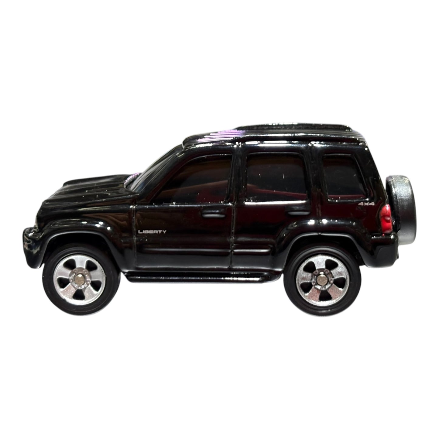 Jeep Liberty a escala 1:64 Maisto