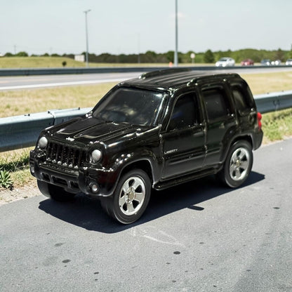 Jeep Liberty a escala 1:64 Maisto